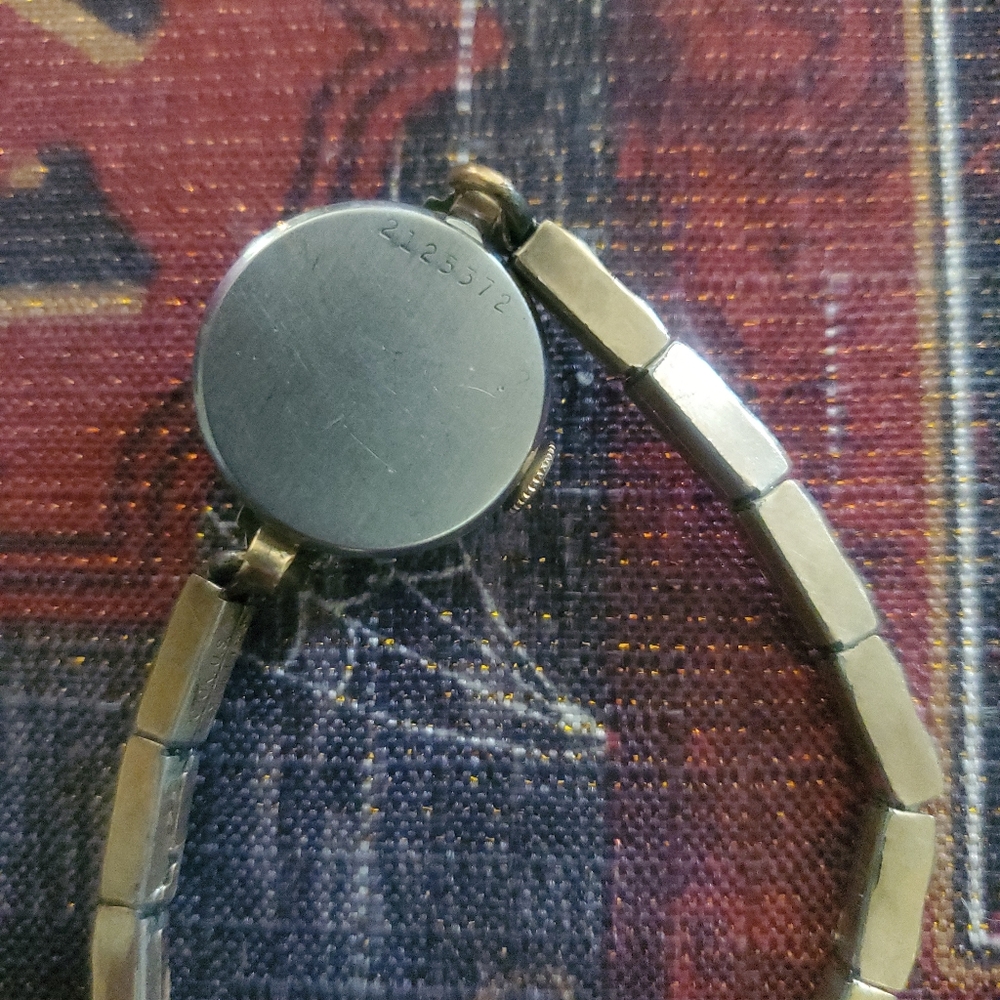 Vintage Gold Rolled Bulova Women's Watch - Picture 8 of 8